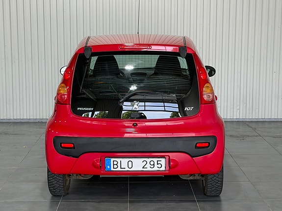 Peugeot 107 4 of 5