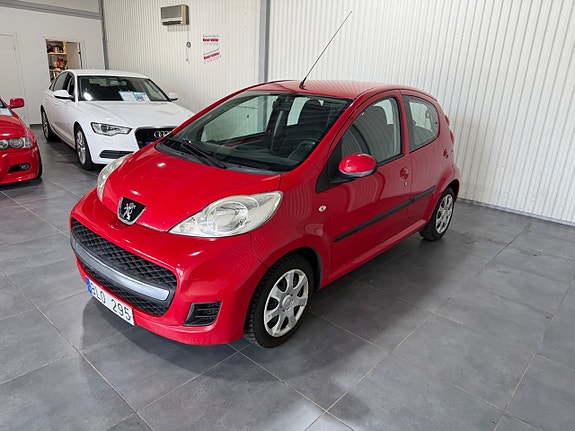 Peugeot 107 2 of 5