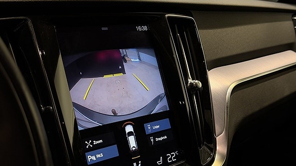 Volvo V60 Cross Country 24 of 29