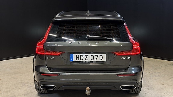 Volvo V60 Cross Country 6 of 29
