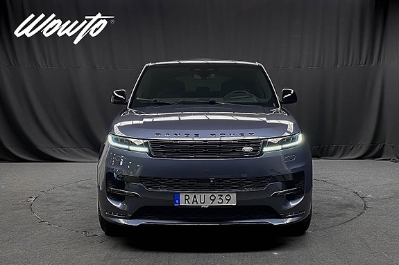 Land Rover Range Rover Sport 2 of 5