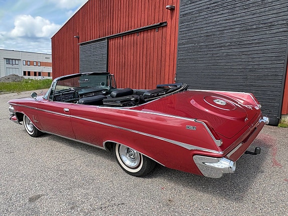 Chrysler Imperial 5 of 25