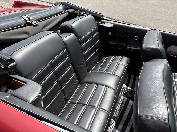 Chrysler Imperial 16 of 25