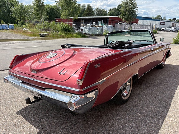 Chrysler Imperial 4 of 25