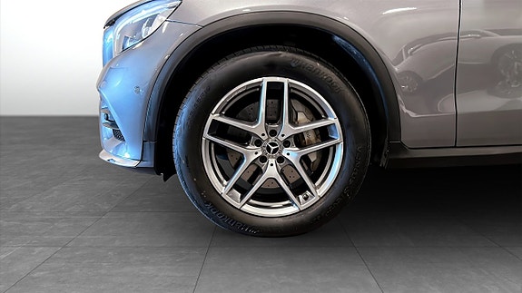 Mercedes-Benz GLC220 d 9 of 16