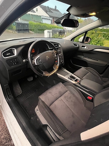 Citroen C4 4 of 5