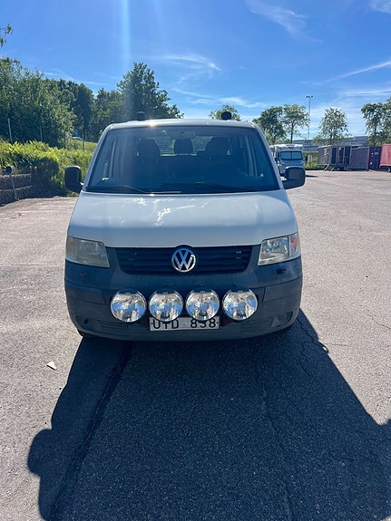 Volkswagen Transporter 3 of 5