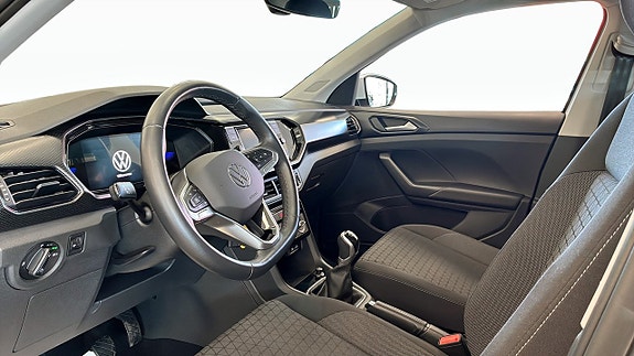 Volkswagen T-Cross 7 of 13