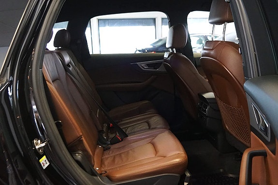 Audi Q7 20 of 20