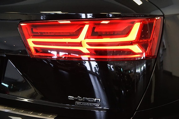 Audi Q7 9 of 20