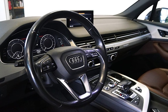 Audi Q7 10 of 20