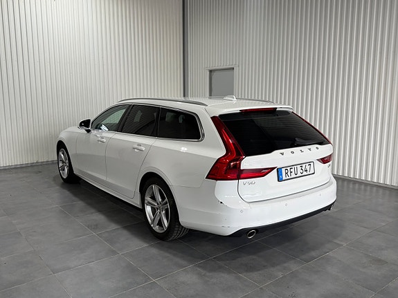 Volvo V90 4 of 13