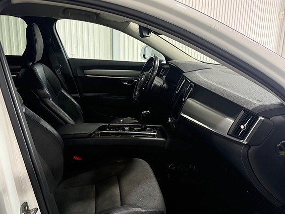 Volvo V90 11 of 13