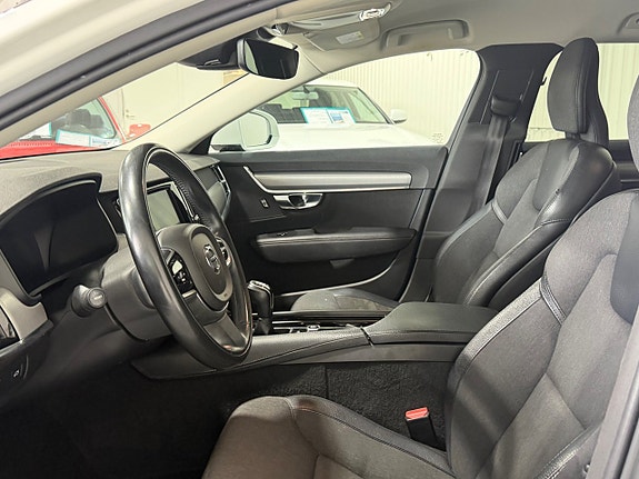 Volvo V90 9 of 13