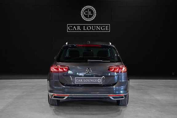 Volkswagen Passat 4 of 5