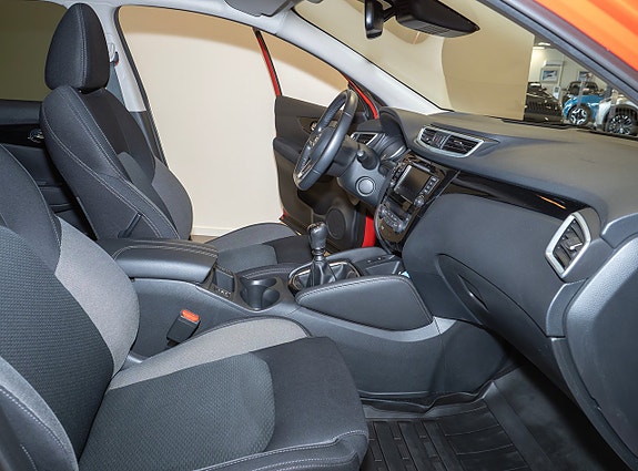 Nissan Qashqai 2 of 5