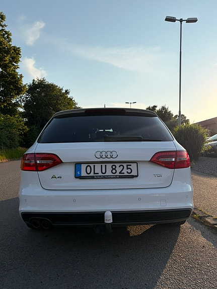 Audi A4 5 of 5