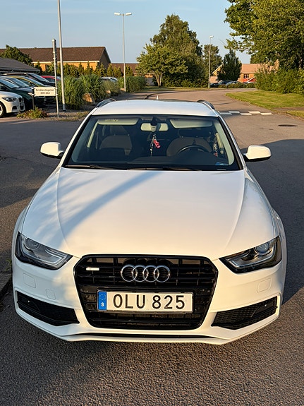 Audi A4 2 of 5