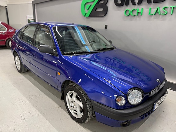 Toyota Corolla 7 of 18