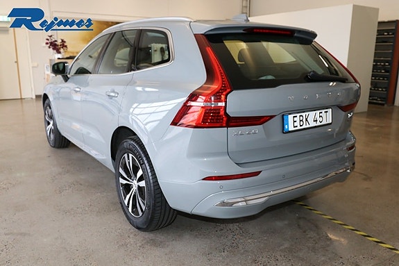 Volvo XC60 3 of 5