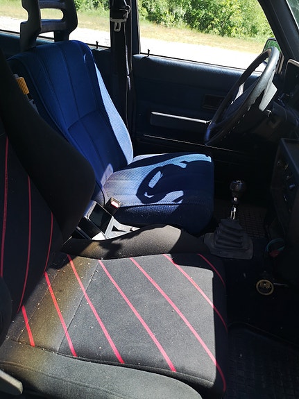 Volvo 240 3 of 5