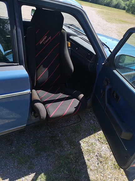 Volvo 240 4 of 5