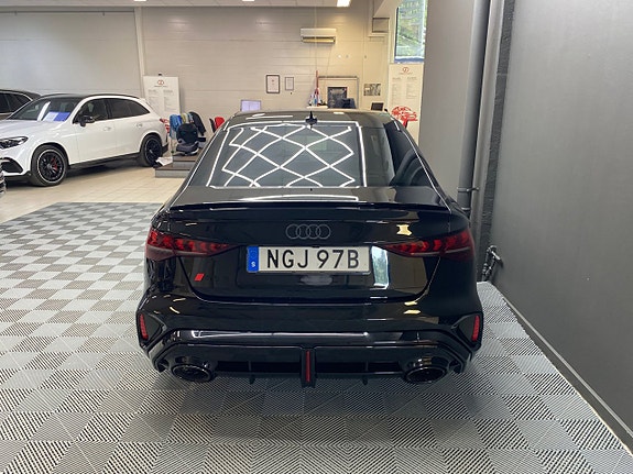 Audi RS3 4 of 5