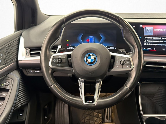 BMW 225e 13 of 30