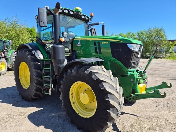 John Deere 6250 R 3 of 11