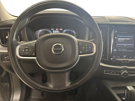 Volvo XC60 9 of 13