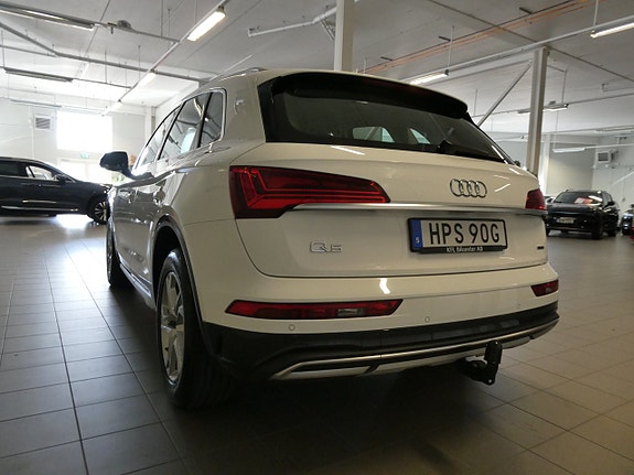 Audi Q5 8 of 26