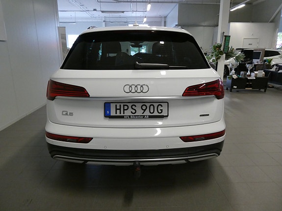 Audi Q5 6 of 25