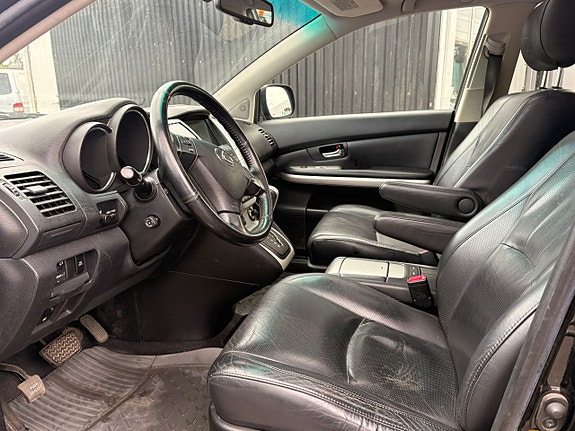 Lexus RX400h 3 of 5
