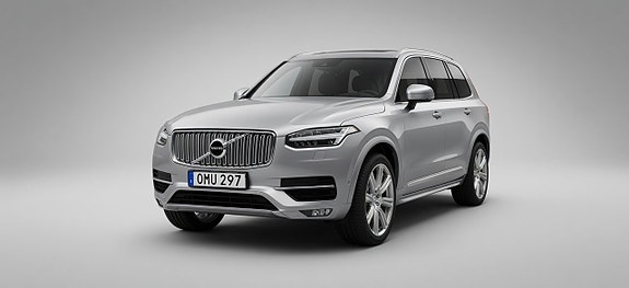 Volvo XC90 2 of 12