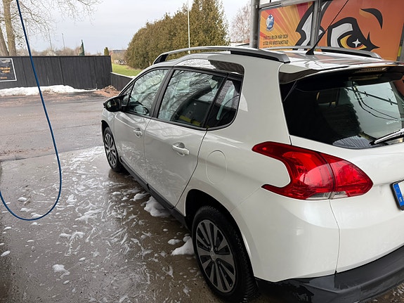 Peugeot 2008 14 of 14
