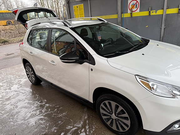 Peugeot 2008 11 of 14