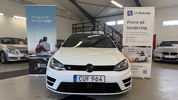 Volkswagen Golf VII 3 of 26