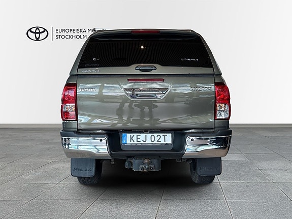 Toyota HiLux 5 of 11