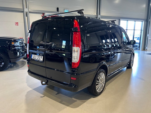 Mercedes-Benz Vito 122 3 of 11