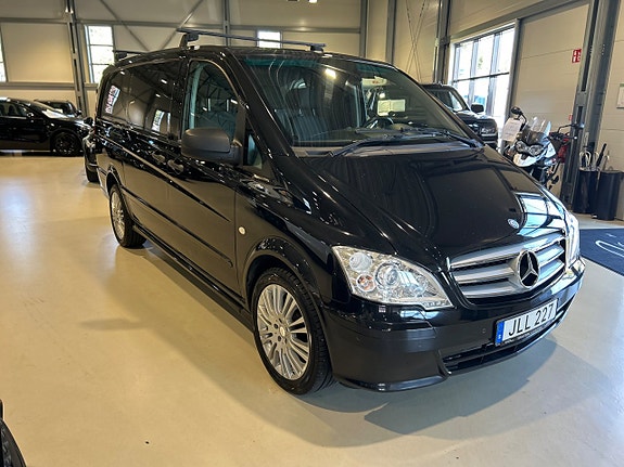 Mercedes-Benz Vito 122 2 of 11