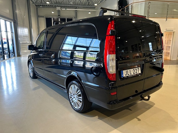 Mercedes-Benz Vito 122 4 of 11