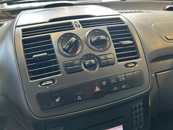 Mercedes-Benz Vito 122 11 of 11