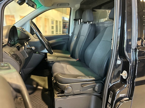 Mercedes-Benz Vito 122 8 of 11