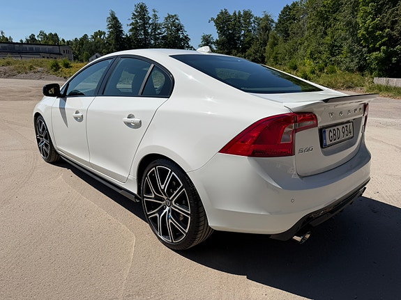 Volvo S60 7 of 21