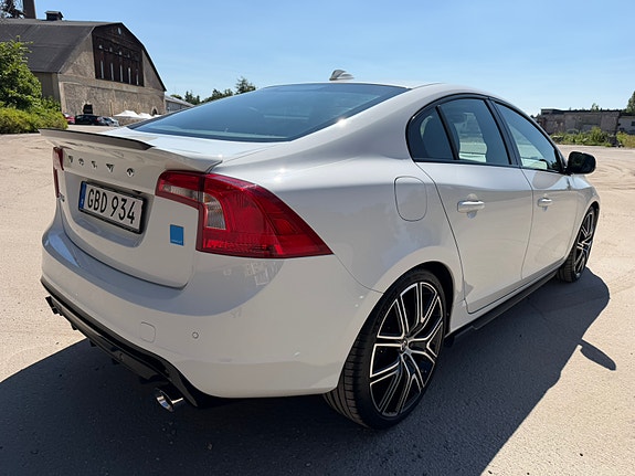 Volvo S60 9 of 21