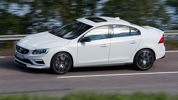 Volvo S60 3 of 5