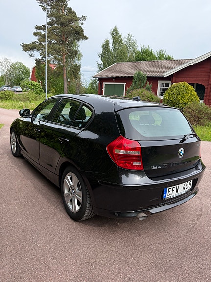 BMW 118d 5 of 5