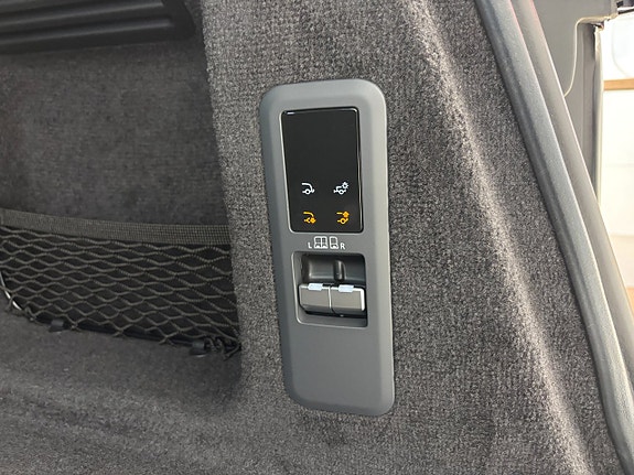 Land Rover Range Rover Sport 10 of 10