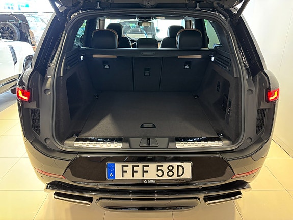 Land Rover Range Rover Sport 8 of 9