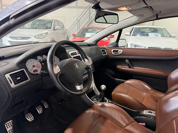 Peugeot 307 CC 9 of 13